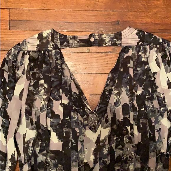 Periwinkle Printed Parker Dress - Picture 7 of 7